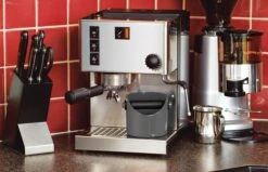 Dreamfarm Grindenstein Knock Box - Silver -Coffee Series Shop Dreamfarm Grindenstein Scene SteelWool 1 ab90ec5c 6262 45ea 913a cb09cd9548c1