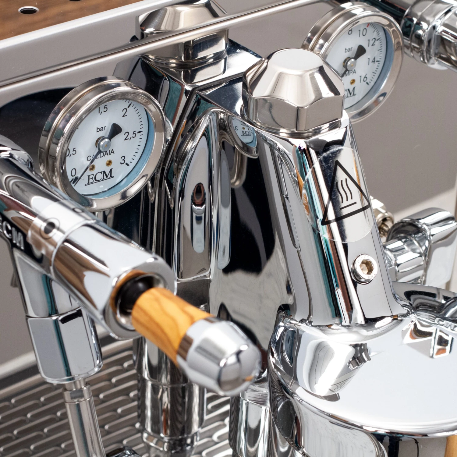 ECM Technika V Profi PID Espresso Machine - Olive Wood 8 ECM Technika V Profi PID Espresso Machine - Olive Wood - Image 6