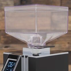 Eureka Mignon Magnifico Coffee Grinder In Matte Black -Coffee Series Shop IMG 6119 e90d021d 1f28 4e82 ad06 8def2a6dd62e