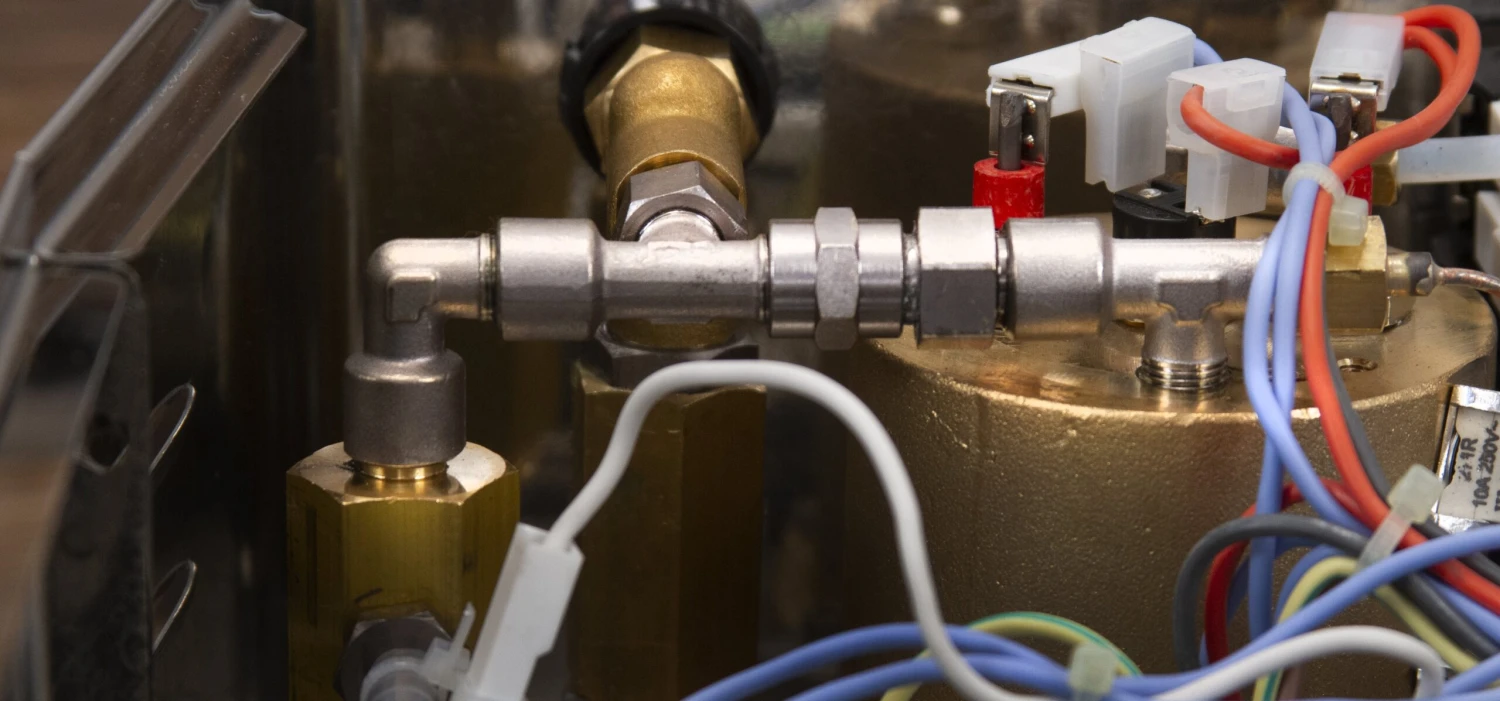 Quick Mill Pippa Semi-Automatic Espresso Machine - Black 14 Quick Mill Pippa Semi-Automatic Espresso Machine - Black - Image 12