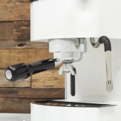 Bezzera New Hobby Espresso Machine In White 21 Bezzera New Hobby Espresso Machine In White -Coffee Series Shop IMG 8558