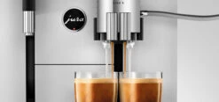 JURA GIGA 6 Espresso Machine -Coffee Series Shop Jura Giga6 2CLMilkCoffeePrep 686x321 cdacf63e 7c7f 4908 ae3e 7ddfdeffdeaf