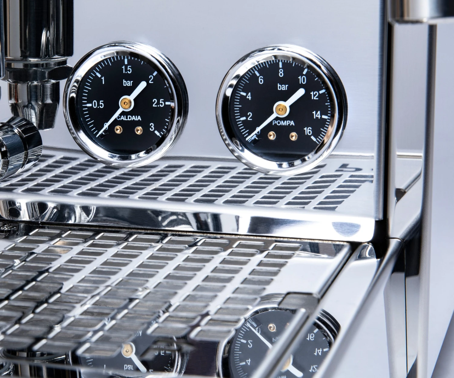 Profitec Pro 500 PID Espresso Machine With Walnut Accents 10 Profitec Pro 500 PID Espresso Machine With Walnut Accents - Image 8